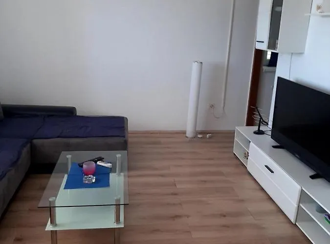 Apartment Tim